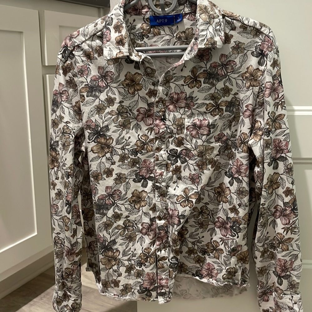 Apt 9 Button Up Shirt Floral Pattern